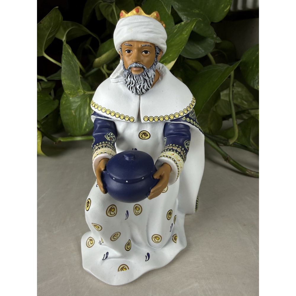 Hawthorne Village The Silent Night Nativity Collection King Balthasar 2011